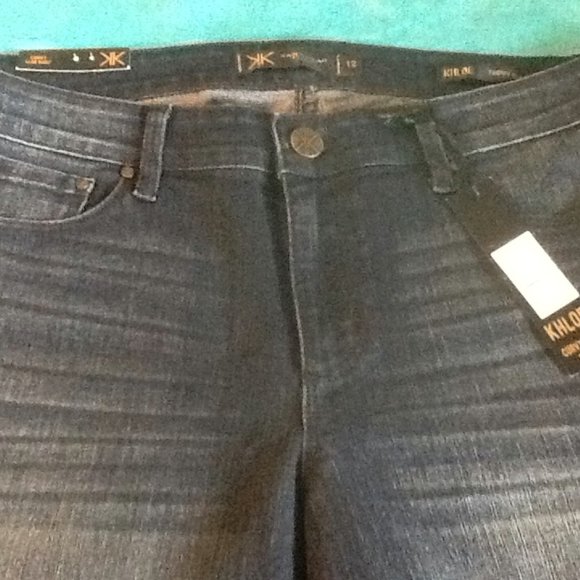 NEW w/TAGS - KHLOE- CURVY-SLIM BOOT premium jeans - Picture 5 of 8